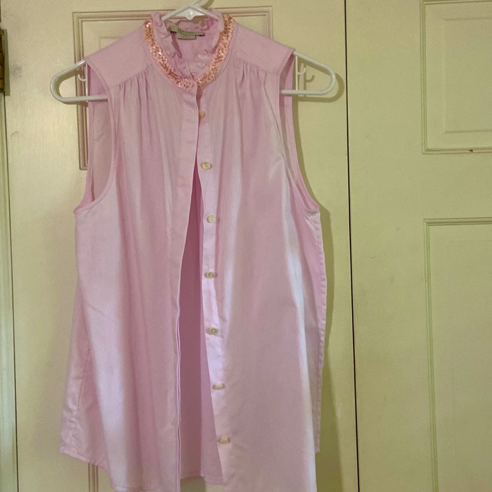 Worth sleeveless blouse